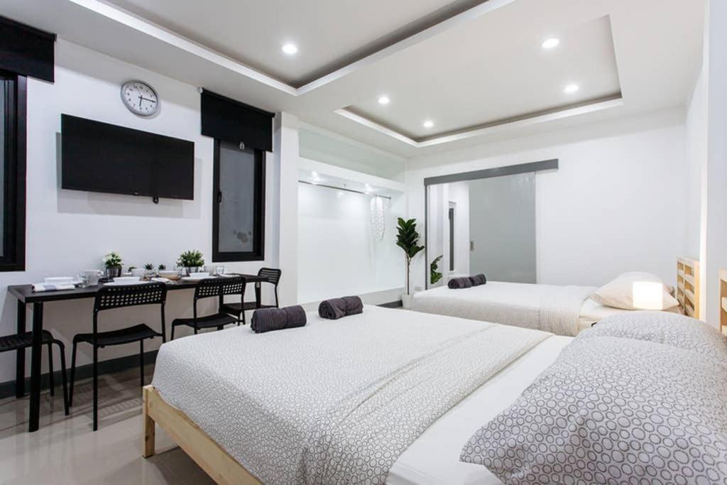 P2 Silom Large 2Beds Full Kitchen Wifi 4-6Pax Apartment กรุงเทพมหานคร ภายนอก รูปภาพ